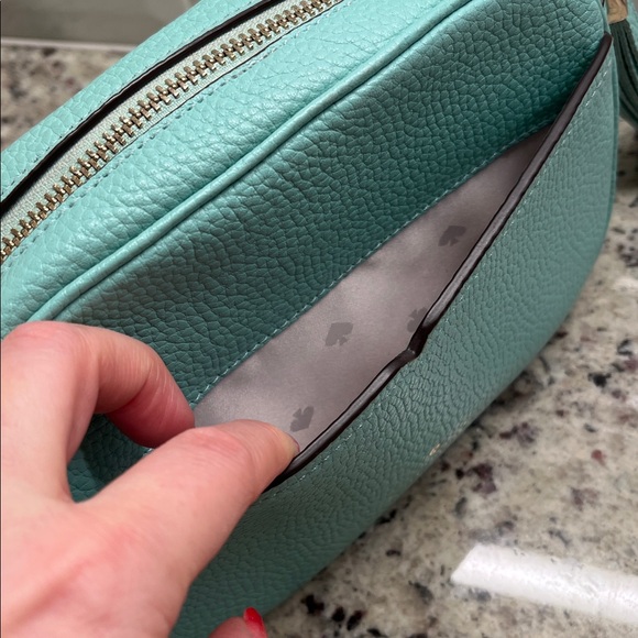 Kate Spade Small Spotlight Camera Crossbody Bag EUC - Picture 6 of 13